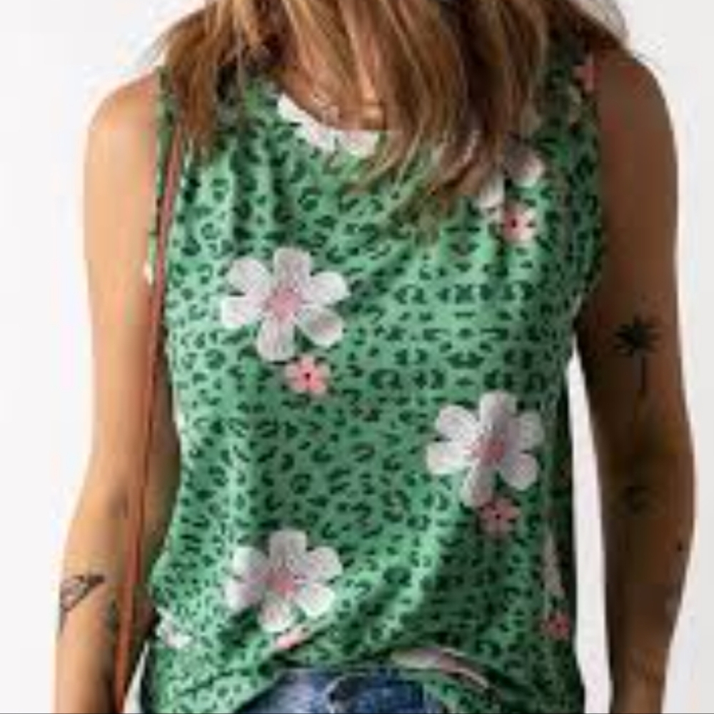 Green Crew Neck Floral Leopard Print Tank Top Size XL NWOT P2P 22 In - Picture 3 of 5